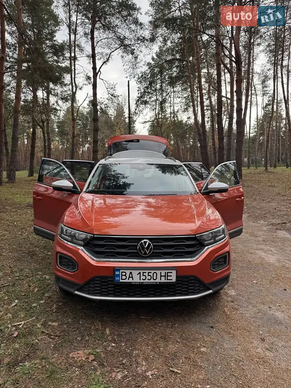 Volkswagen T-Roc 2020 VIN WVGZZZA1ZMV063459 фото оголошення 13 з 48