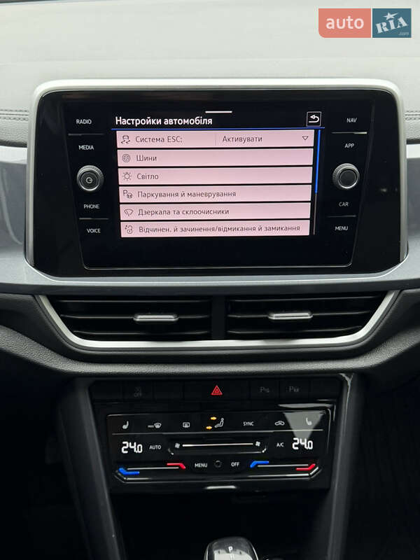 Внедорожник / Кроссовер Volkswagen T-Roc 2023 в Киеве