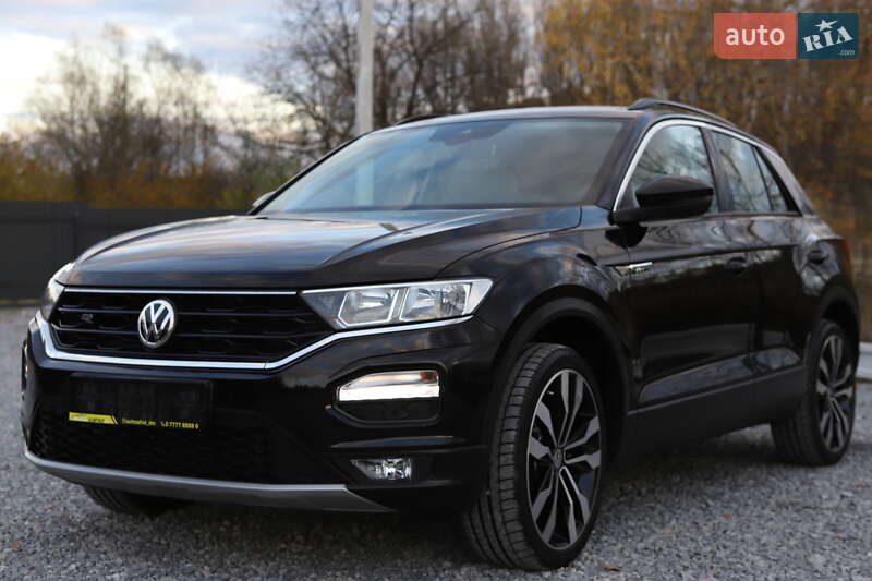 Внедорожник / Кроссовер Volkswagen T-Roc 2019 в Дрогобыче