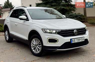 Позашляховик / Кросовер Volkswagen T-Roc 2021 в Дніпрі