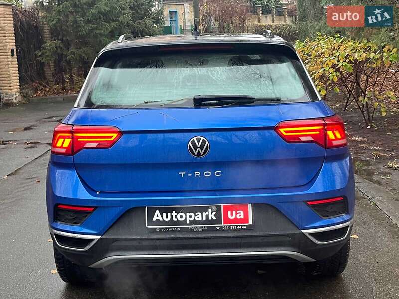 Внедорожник / Кроссовер Volkswagen T-Roc 2021 в Киеве
