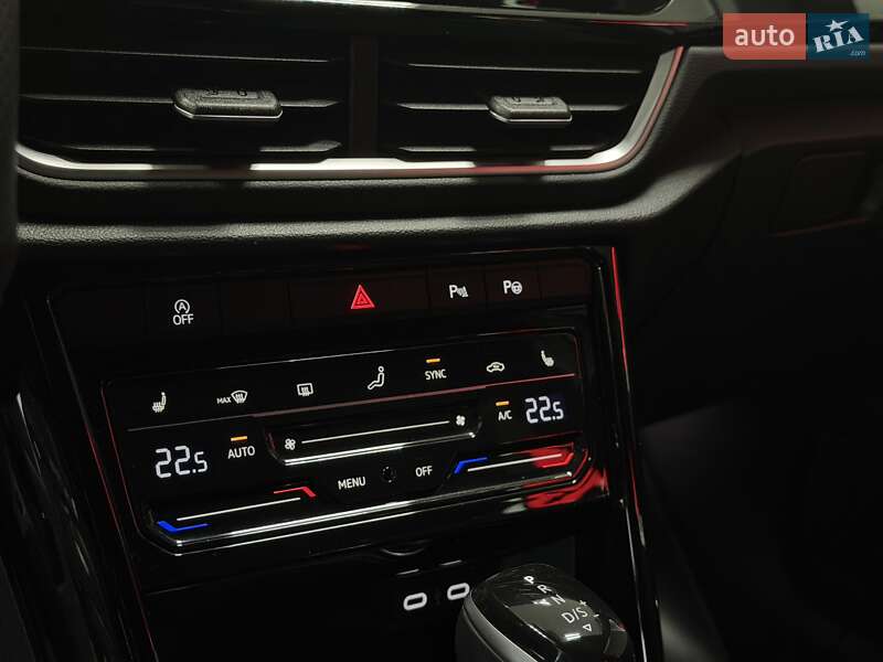 Внедорожник / Кроссовер Volkswagen T-Roc 2024 в Тернополе