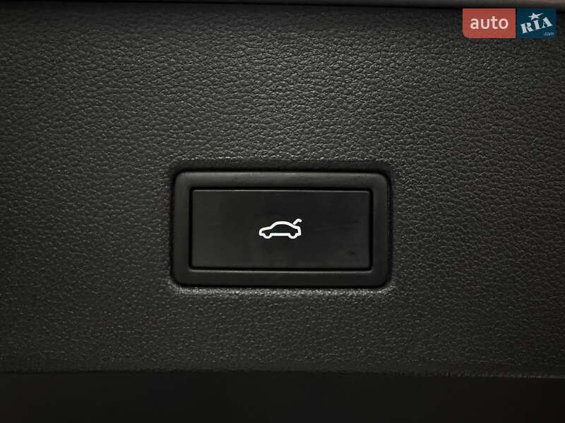 Внедорожник / Кроссовер Volkswagen T-Roc 2024 в Тернополе