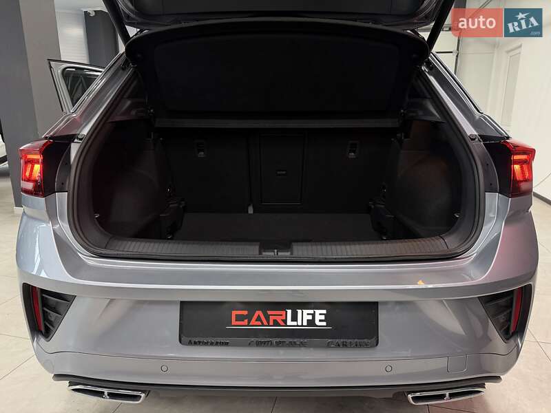 Внедорожник / Кроссовер Volkswagen T-Roc 2024 в Тернополе