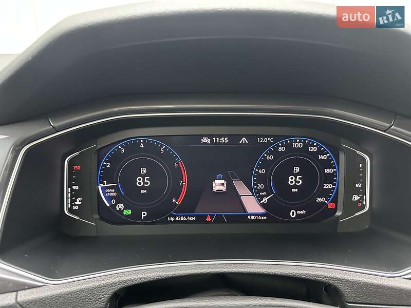 Внедорожник / Кроссовер Volkswagen T-Roc 2021 в Киеве