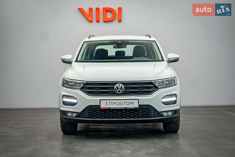 Позашляховик / Кросовер Volkswagen T-Roc 2021 в Києві