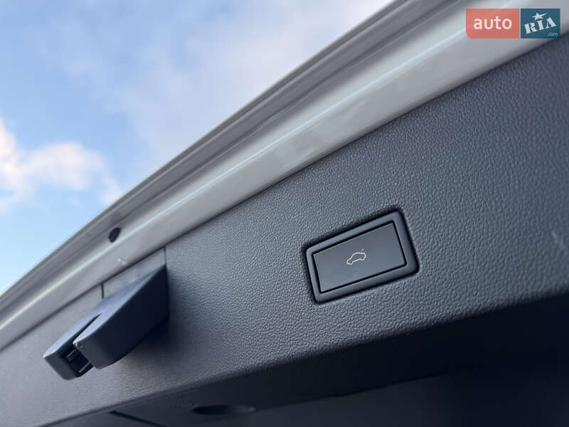 Позашляховик / Кросовер Volkswagen T-Roc 2024 в Києві