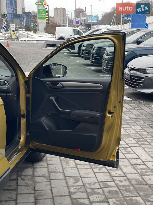 Внедорожник / Кроссовер Volkswagen T-Roc 2021 в Ивано-Франковске фото 37 Внедорожник / Кроссовер Volkswagen T-Roc 2021 в Ивано-Франковске