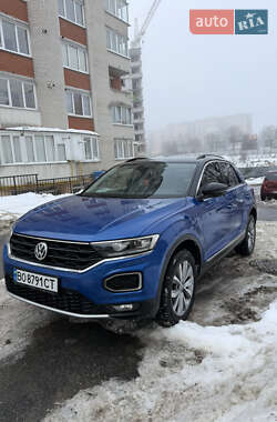 Внедорожник / Кроссовер Volkswagen T-Roc 2019 в Тернополе