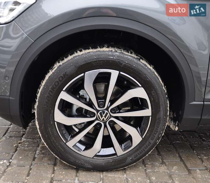 Внедорожник / Кроссовер Volkswagen T-Roc 2023 в Одессе