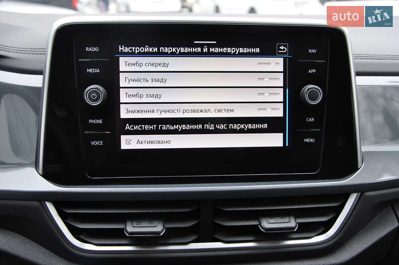 Внедорожник / Кроссовер Volkswagen T-Roc 2023 в Одессе