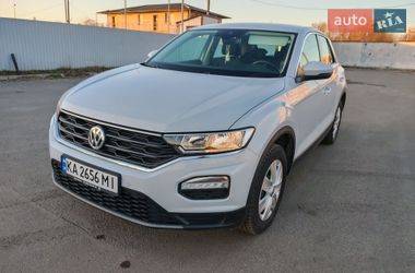 Внедорожник / Кроссовер Volkswagen T-Roc 2019 в Киеве