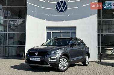 Внедорожник / Кроссовер Volkswagen T-Roc 2021 в Мукачево