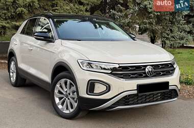 Внедорожник / Кроссовер Volkswagen T-Roc 2025 в Днепре