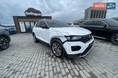 Внедорожник / Кроссовер Volkswagen T-Roc 2021 в Львове