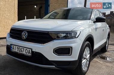 Позашляховик / Кросовер Volkswagen T-Roc 2021 в Києві