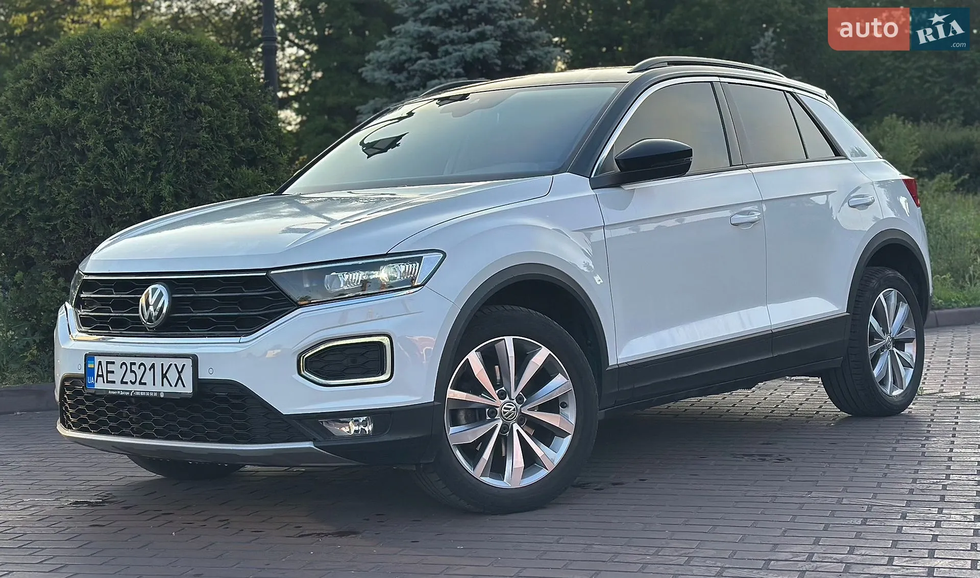 2019 Volkswagen T-Roc - мініатюра 2