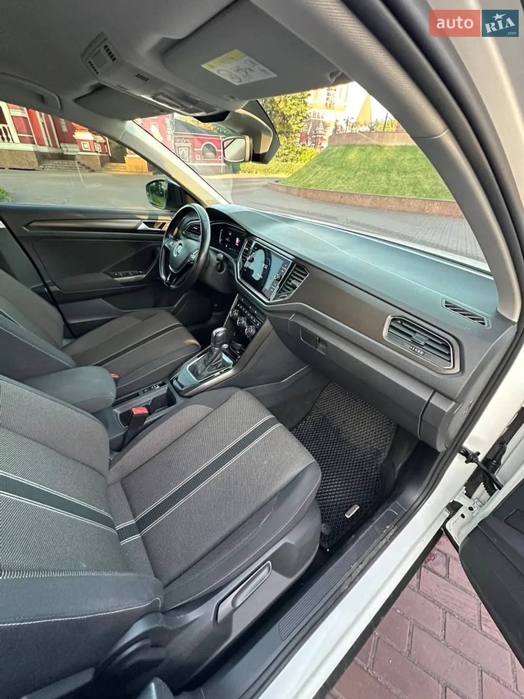 2019 Volkswagen T-Roc - мініатюра 20