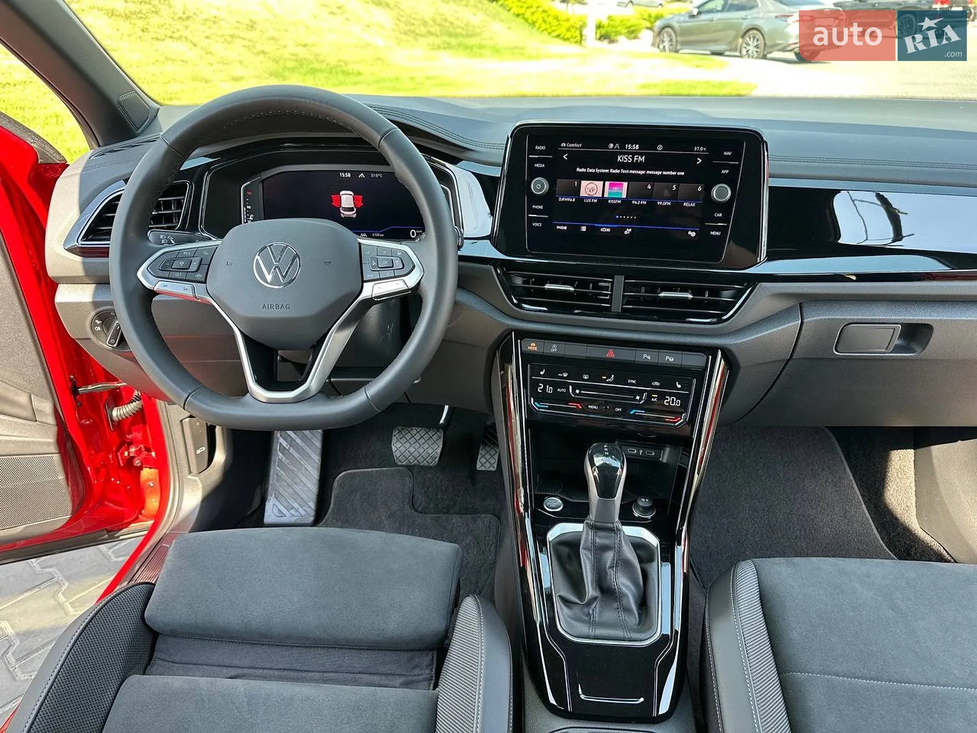2025 Volkswagen T-Roc - мініатюра 31