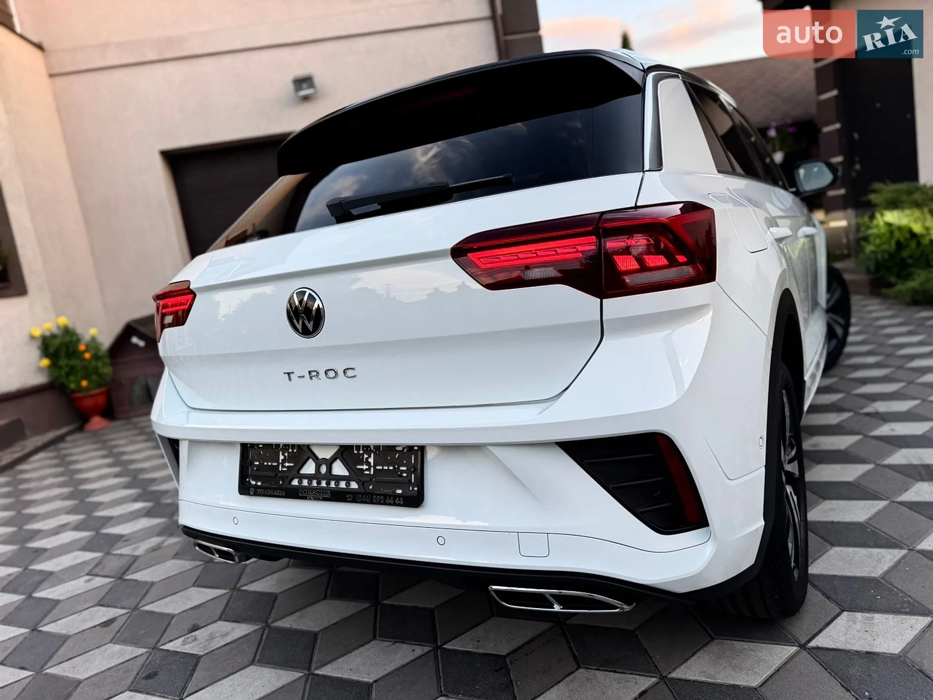 2025 Volkswagen T-Roc - мініатюра 13