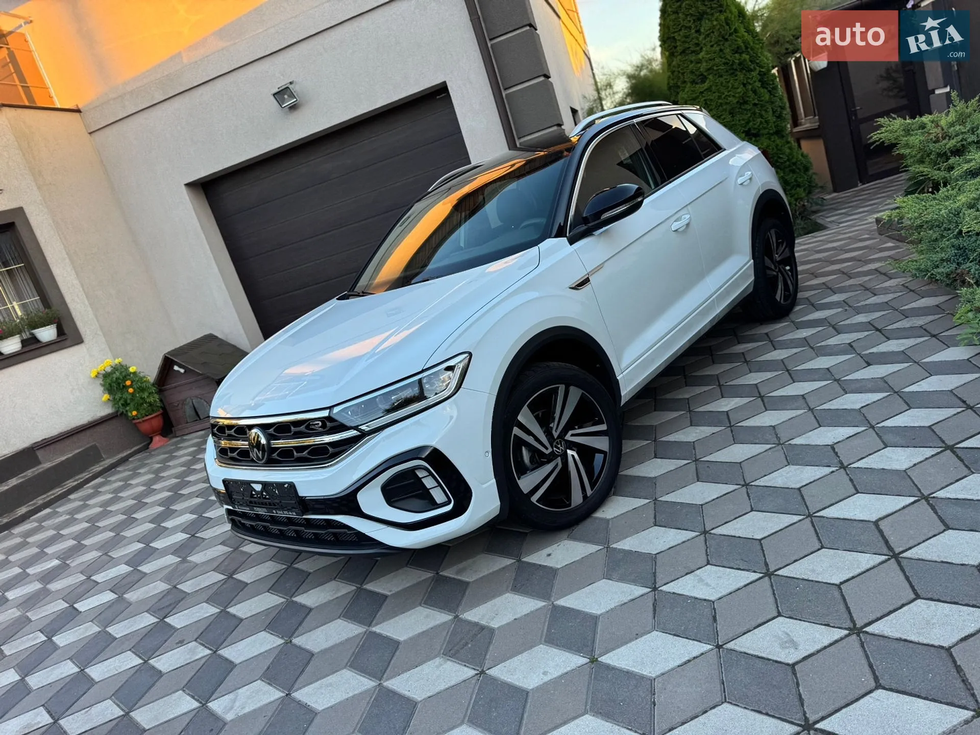 2025 Volkswagen T-Roc - мініатюра 17