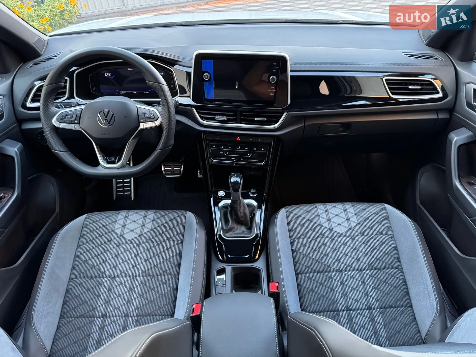 2025 Volkswagen T-Roc - мініатюра 43