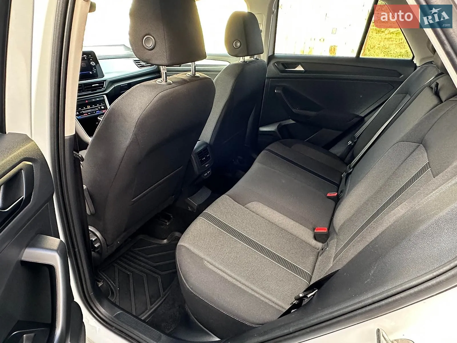 2023 Volkswagen T-Roc - мініатюра 37