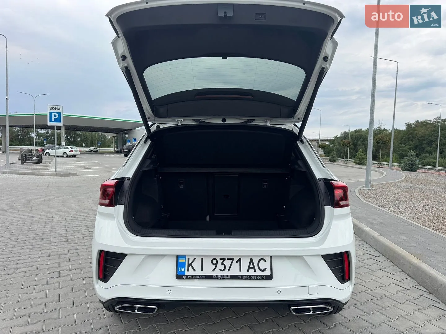 2025 Volkswagen T-Roc - мініатюра 12