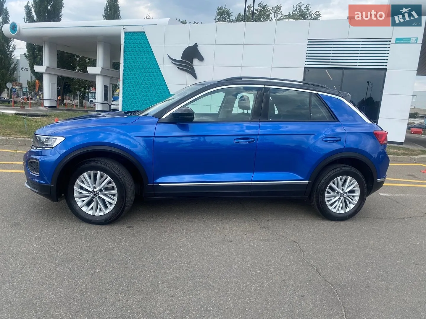 2021 Volkswagen T-Roc - мініатюра 2