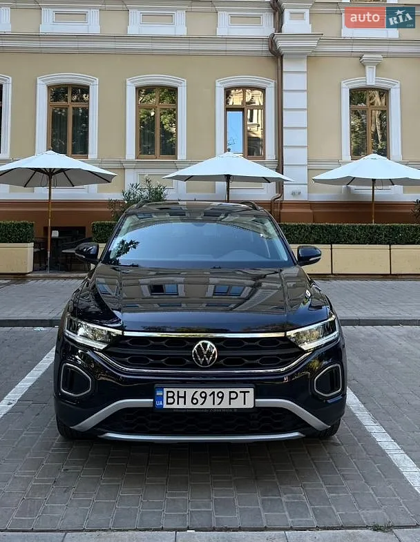 2022 Volkswagen T-Roc - фото 1
