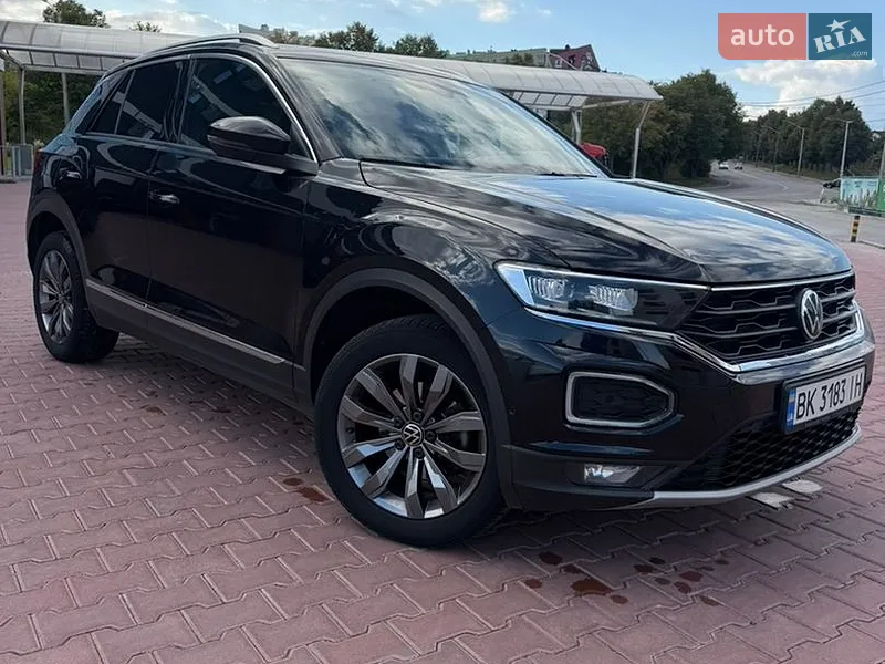 Volkswagen T-Roc 2021