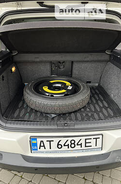 Внедорожник / Кроссовер Volkswagen Taigun 2013 в 