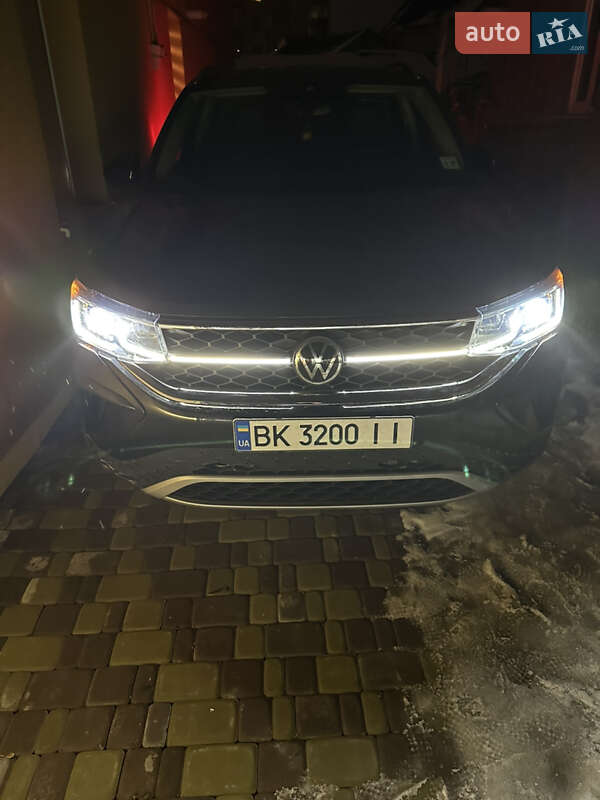 Внедорожник / Кроссовер Volkswagen Taos 2021 в Виннице