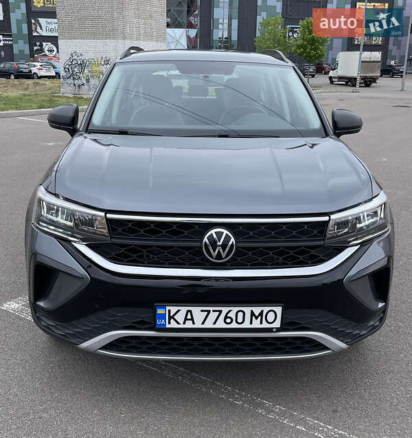 Позашляховик / Кросовер Volkswagen Taos 2021 в Києві