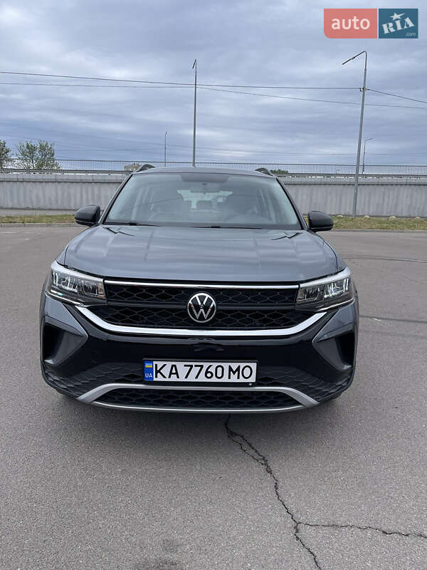 Позашляховик / Кросовер Volkswagen Taos 2021 в Києві
