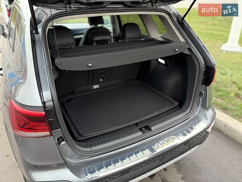 Позашляховик / Кросовер Volkswagen Taos 2024 в Києві