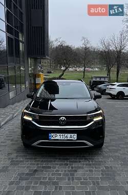 Внедорожник / Кроссовер Volkswagen Taos 2023 в Запорожье