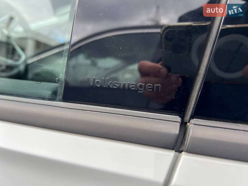 Внедорожник / Кроссовер Volkswagen Tayron 2025 в Одессе