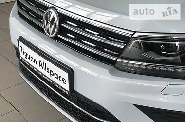 Внедорожник / Кроссовер Volkswagen Tiguan Allspace 2018 в Житомире