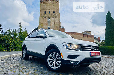 Внедорожник / Кроссовер Volkswagen Tiguan Allspace 2018 в Луцке