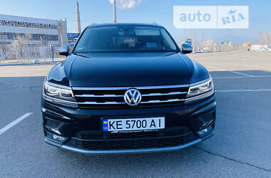 Внедорожник / Кроссовер Volkswagen Tiguan Allspace 2018 в Кривом Роге