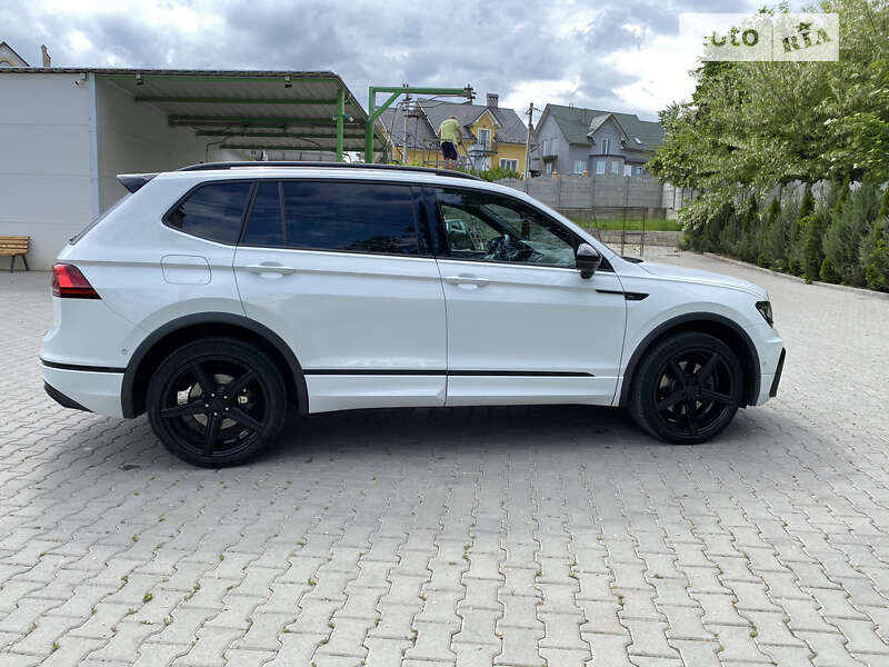 Внедорожник / Кроссовер Volkswagen Tiguan Allspace 2019 в Кицмани фото 4 Внедорожник / Кроссовер Volkswagen Tiguan Allspace 2019 в Кицмани