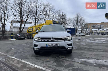 Внедорожник / Кроссовер Volkswagen Tiguan Allspace 2017 в Киеве