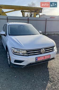 Позашляховик / Кросовер Volkswagen Tiguan Allspace 2018 в Києві