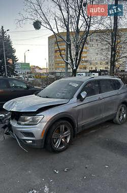 Позашляховик / Кросовер Volkswagen Tiguan Allspace 2020 в Рівному