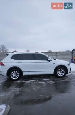 Позашляховик / Кросовер Volkswagen Tiguan Allspace 2018 в Житомирі