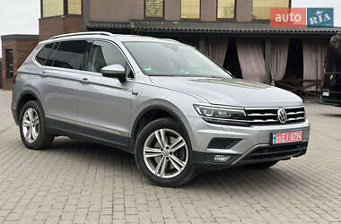 Внедорожник / Кроссовер Volkswagen Tiguan Allspace 2020 в Ровно