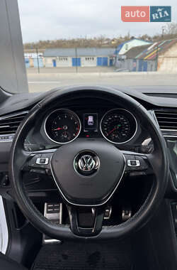 Внедорожник / Кроссовер Volkswagen Tiguan Allspace 2018 в 