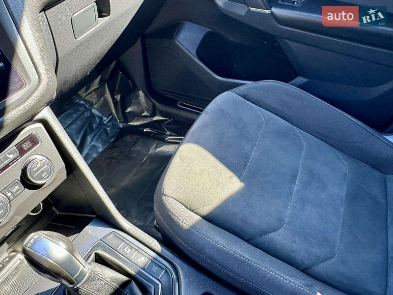 Позашляховик / Кросовер Volkswagen Tiguan Allspace 2018 в Луцьку
