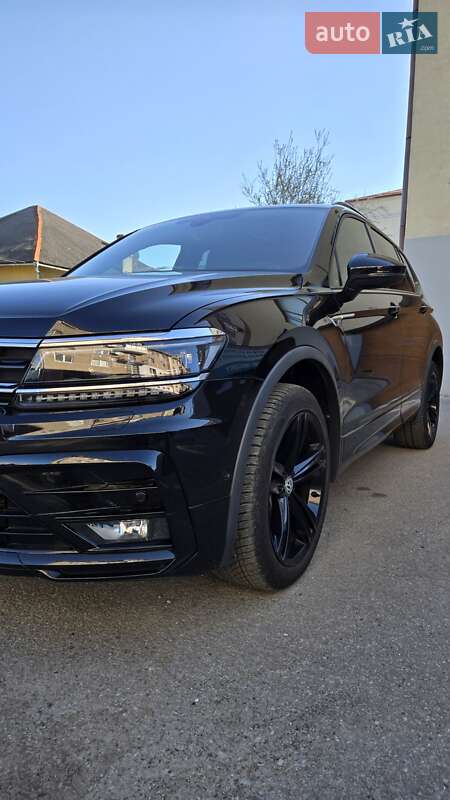 Внедорожник / Кроссовер Volkswagen Tiguan Allspace 2021 в 